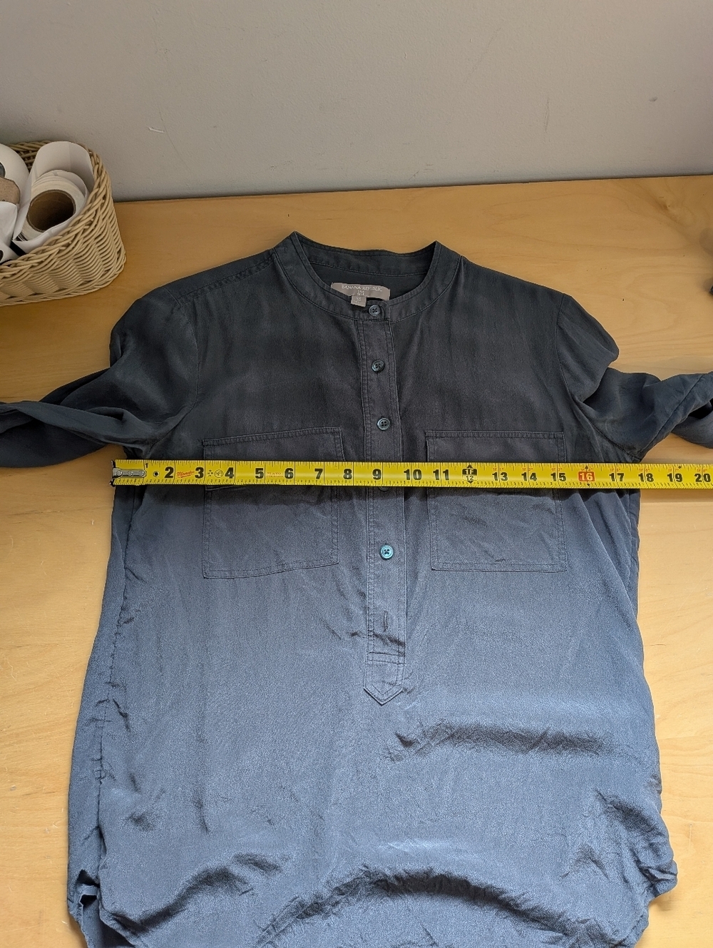 BANANA REPUBLIC 100% Silk Women Blouse Long Sleeve Size XS DARK GRAY - Picture 9 of 11